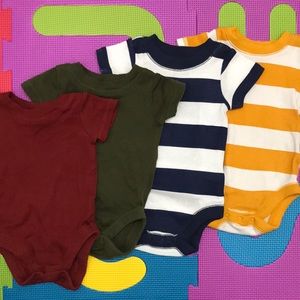 (Set of 4) 0/3 months onesies